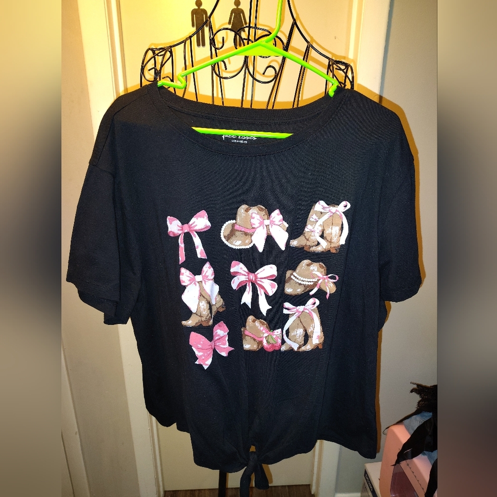 Free Kisses Cowboy Print Size 3X